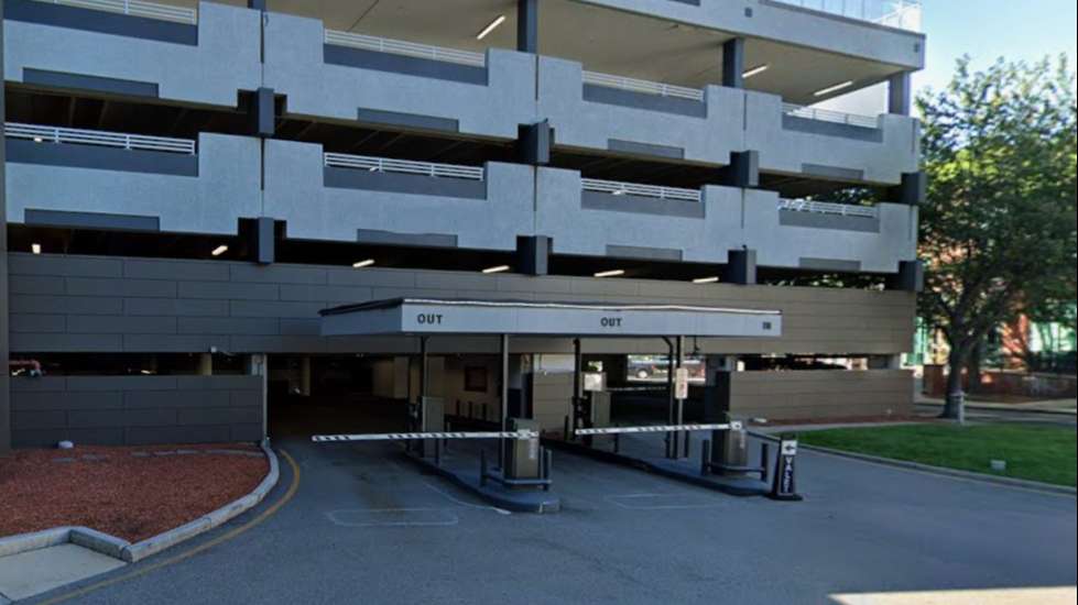 Hyatt Regency Cambridge BOS Airport Parking