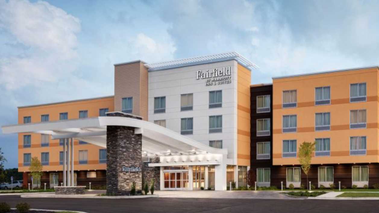 Fairfield by Marriott Port Everglades Cruise Parking