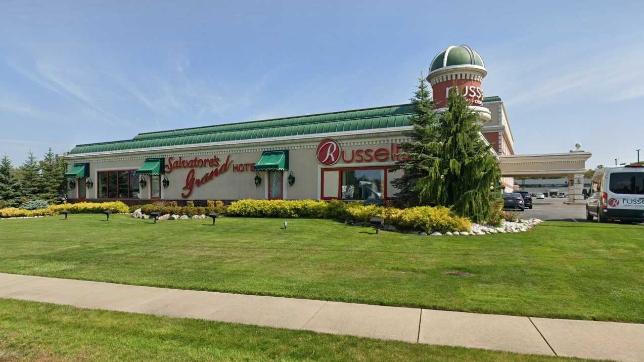 Salvatore’s Grand BUF Airport Parking