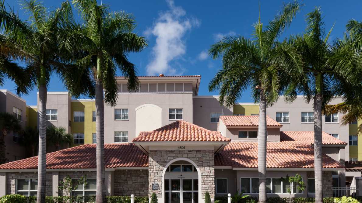 Residence Inn by Marriott Port Everglades Cruise Parking