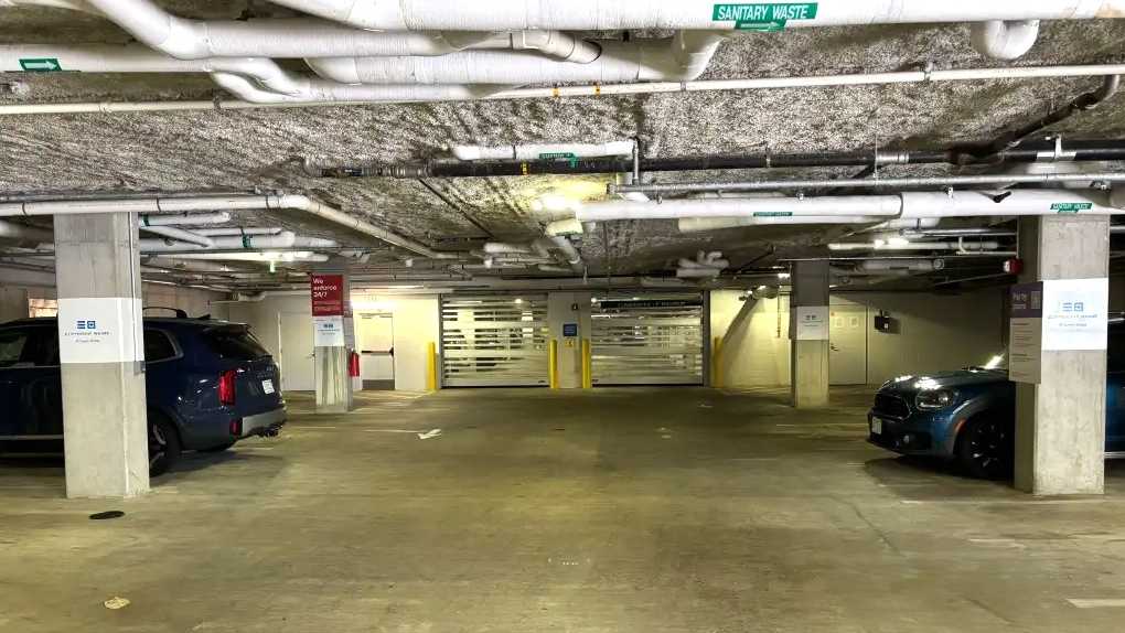 (M) Clippership Public Garage BOS Airport Parking