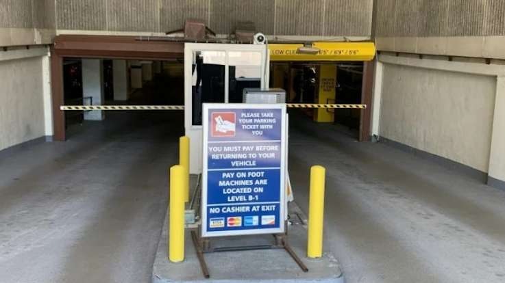 Polk & Taylor DCA Airport Parking