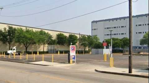 Lot 106 DAL Airport Parking
