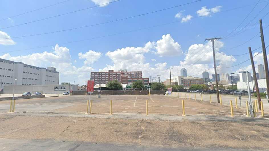 Lot 106 DAL Airport Parking