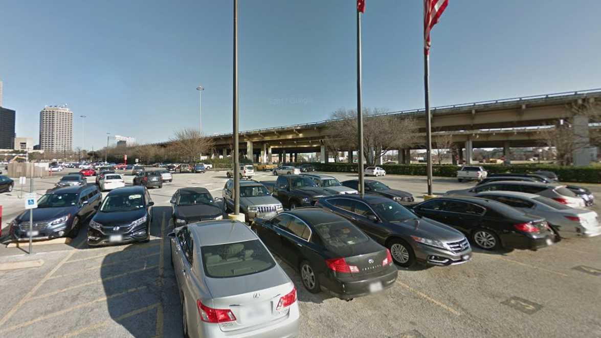 Lot 10 Dallas DAL Airport Parking