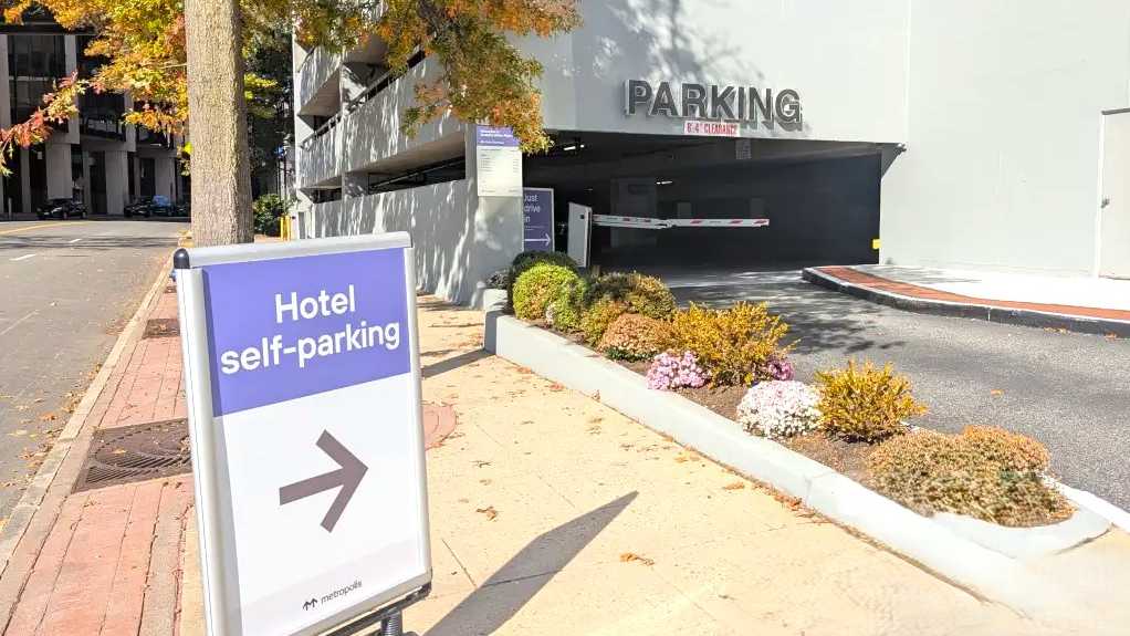 (M) Sonesta White Plains HPN Airport Parking