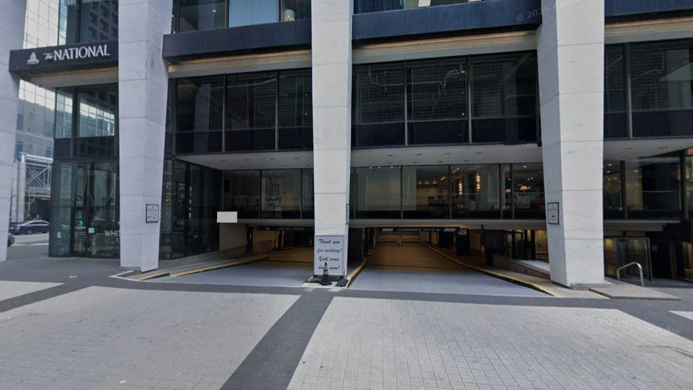 The National Garage DAL Airport Parking