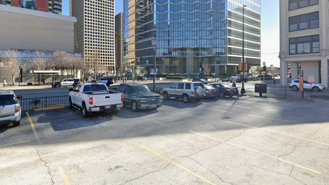 Lot 164 DAL Airport Parking