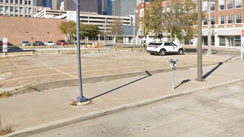 Lot 25 DAL Airport Parking