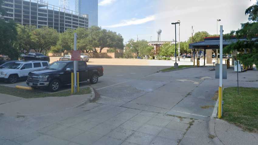 Lot 125 DAL Airport Parking