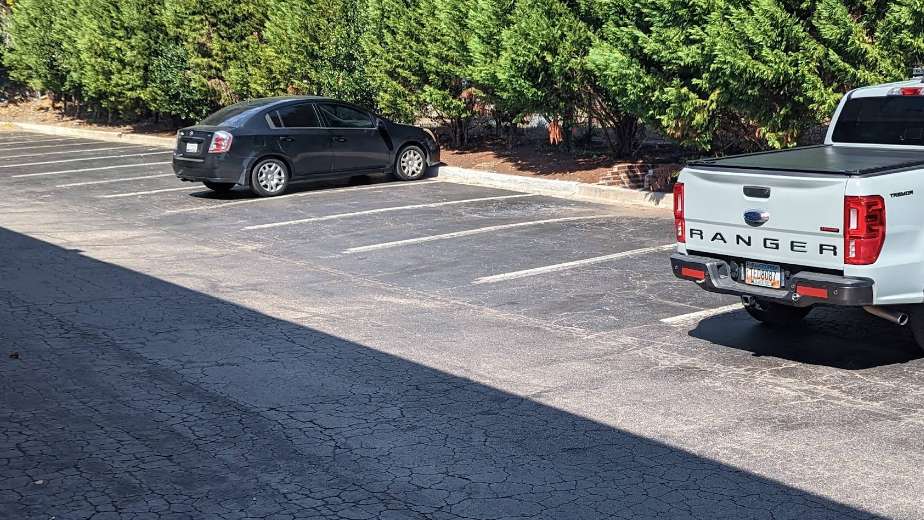 Quality Inn and Suites CAE Airport Parking