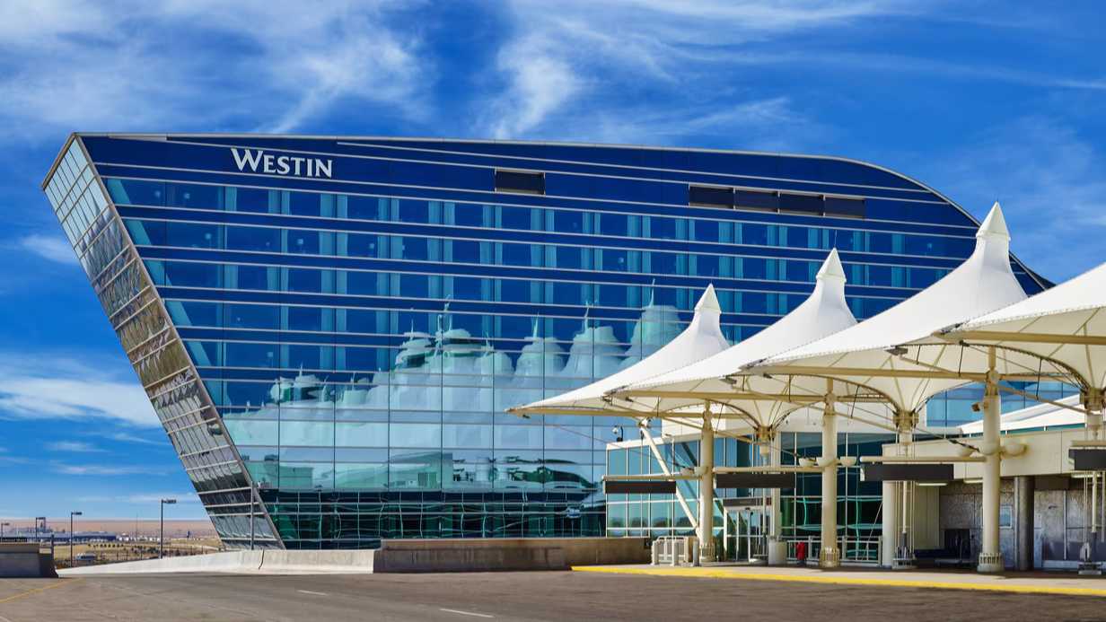 Airport Parking  (DIA)  Direct Access to Main Terminal at Westin