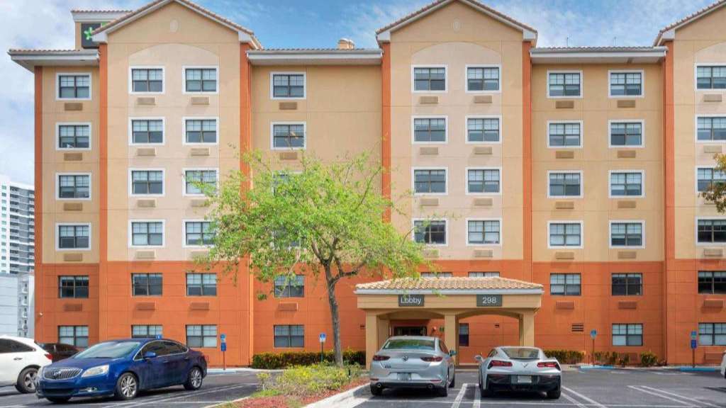 Extended Stay America Premier Suites MIA Airport Parking