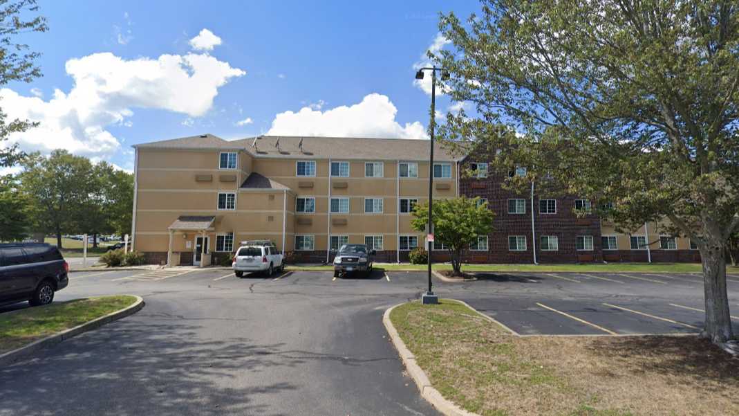 Extended Stay America Hotel PVD Airport Parking