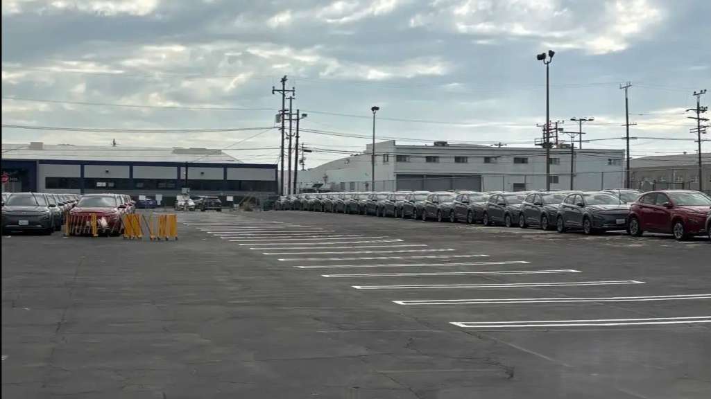 Century Boulevard Garage LAX Airport Parking
