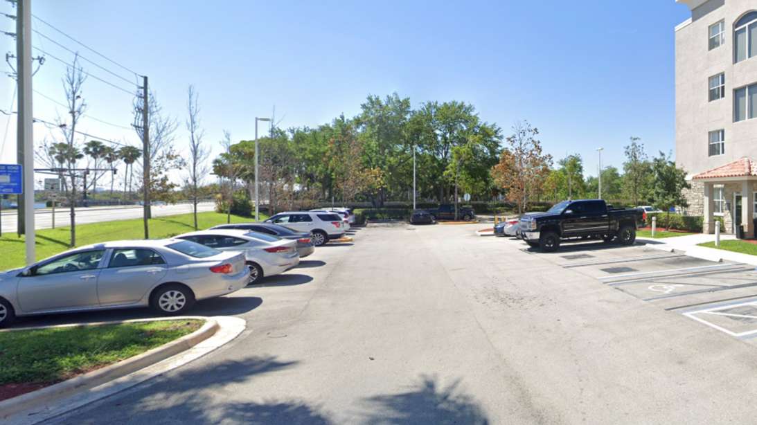 Residence Inn by Marriott FLL Airport Parking