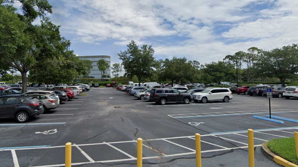 Marriott Lakeside MCO Airport Parking