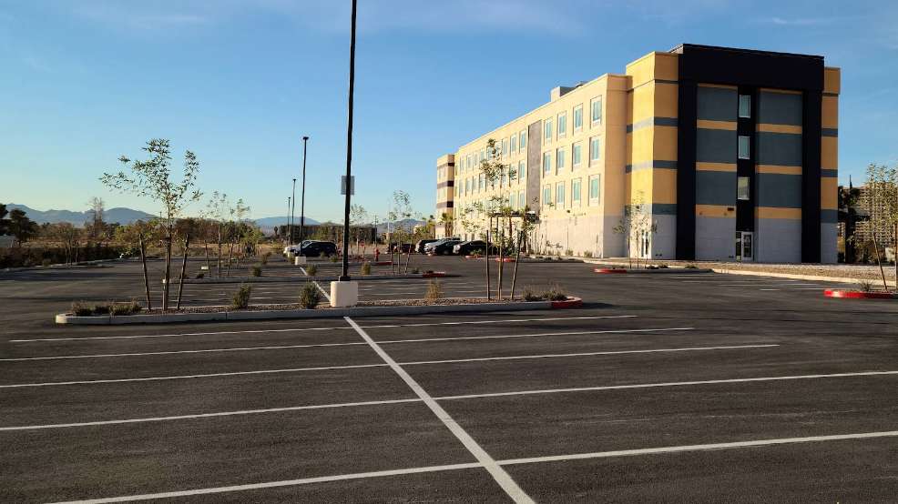 Hampton Inn Las Vegas Strip South LAS Airport Parking