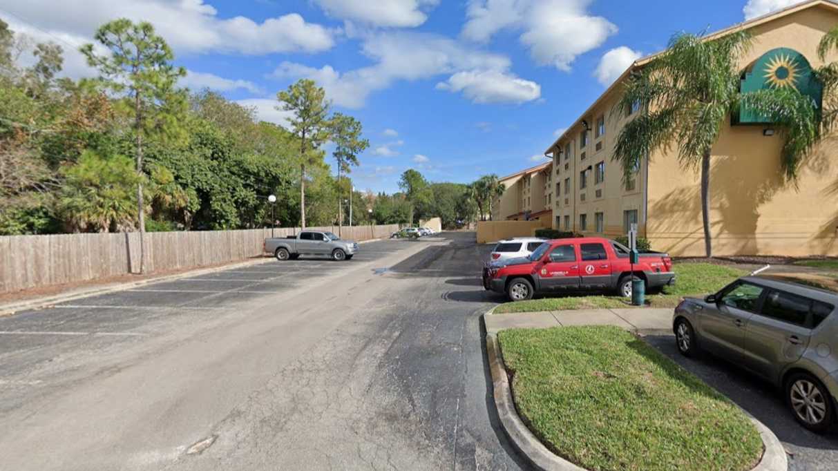 La Quinta Inn & Suites TPA Airport Parking