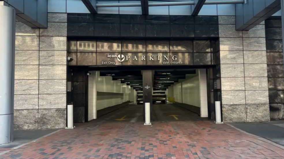 Icon Parking Garage (490 Atlantic Ave - Primary Parking) BOS Airport Parking