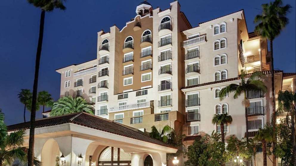 Embassy Suites by Hilton SNA Airport Parking