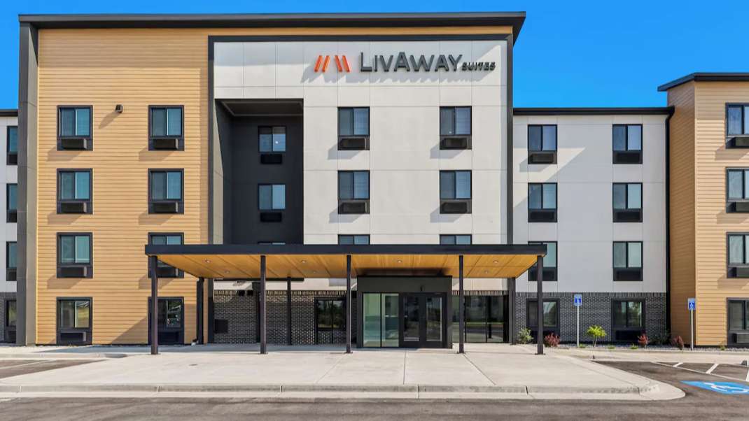 LivAway Suites SEA Airport Parking