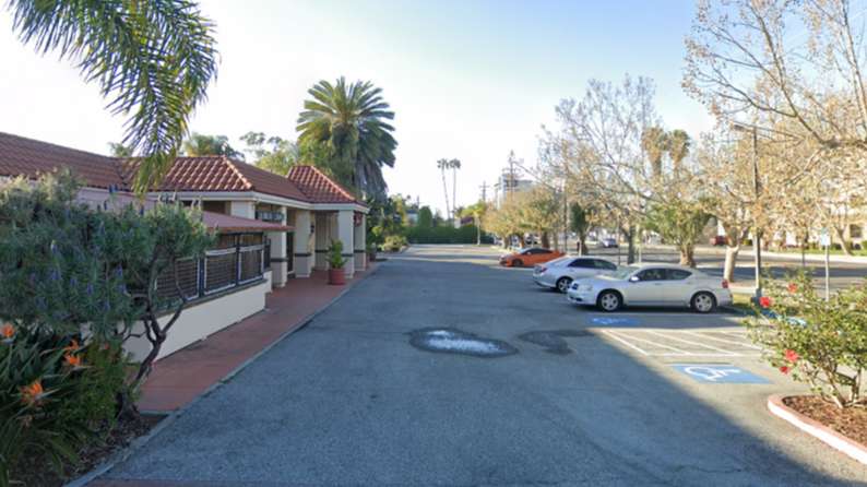Uptown Oasis SJC Airport Parking