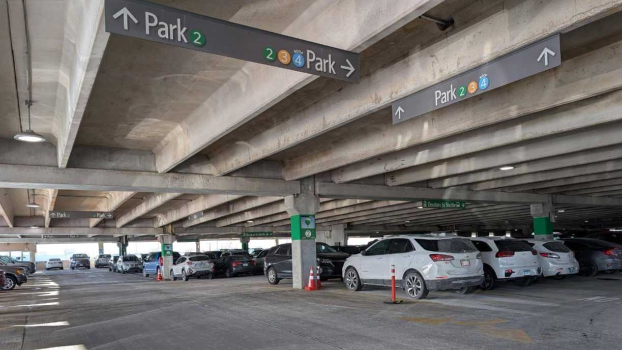 PreFlight Airport Parking ORD Premium Covered
