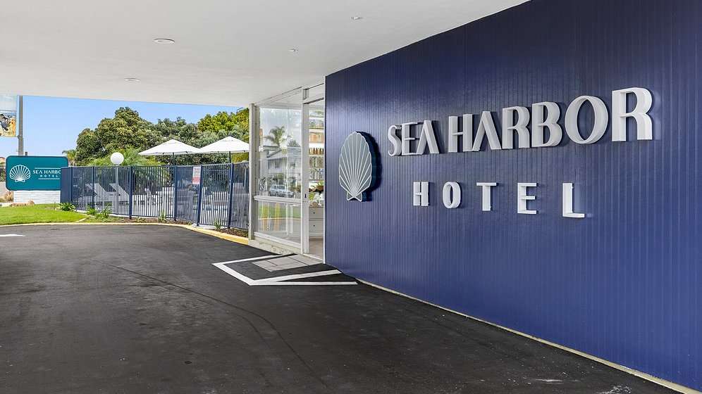 Sea Harbor Hotel SAN Airport Parking
