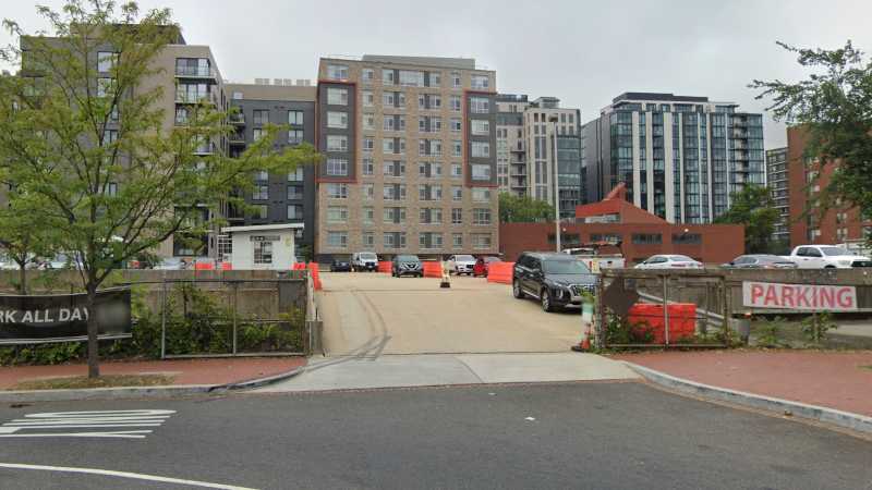 USP Parking (900 2nd Street NW) DCA Airport