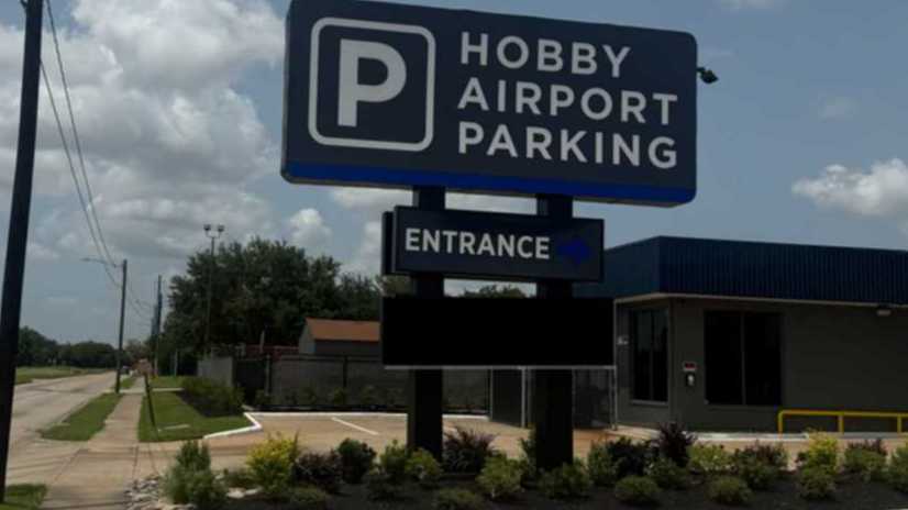 Hobby Airport Parking – Outdoor Self Park
