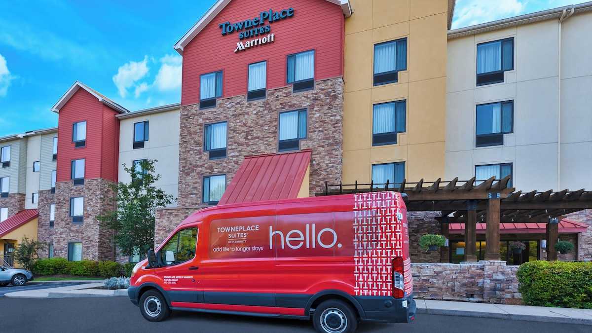 TownePlace Suites by Marriott BNA Airport Parking