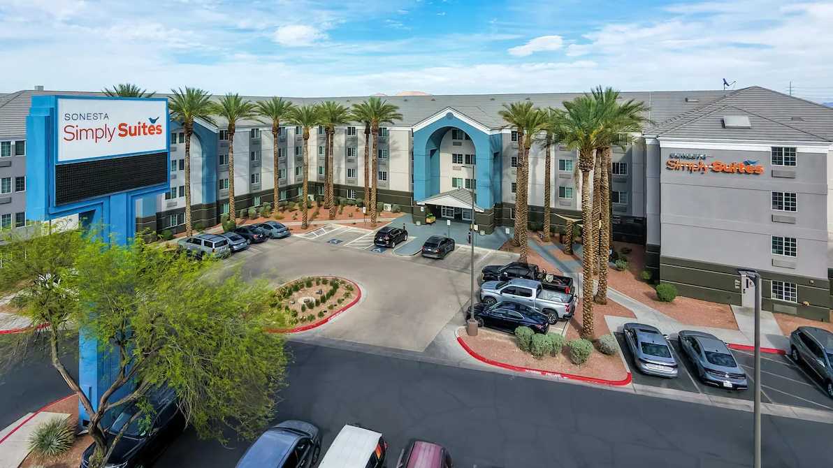 Sonesta Simply Suites Convention Center LAS Airport Parking