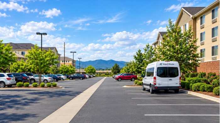 Holiday Inn Express and Suites SLC Airport Parking