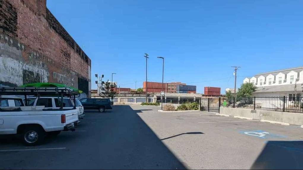 Brown St Lot (130 S Browne St) GEG Airport Parking