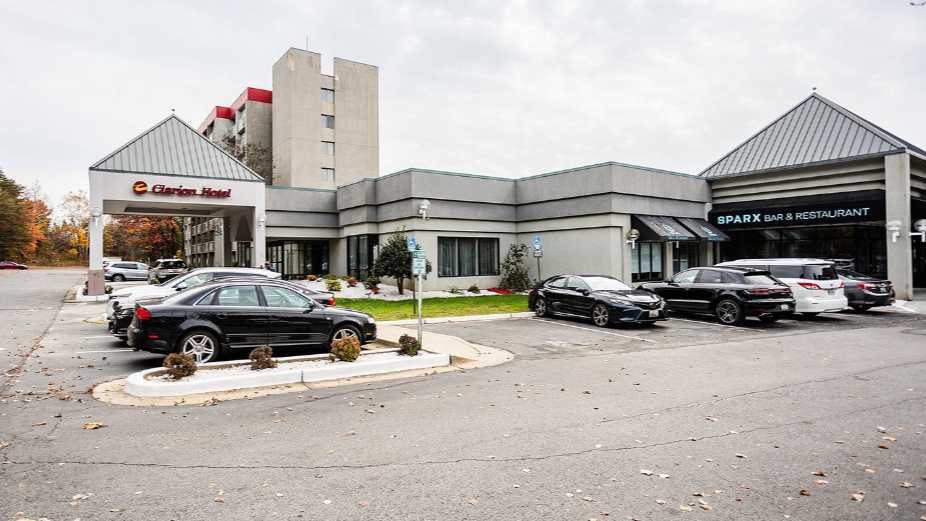 Clarion Hotel BWI airport Arundel Mills Airport Parking 