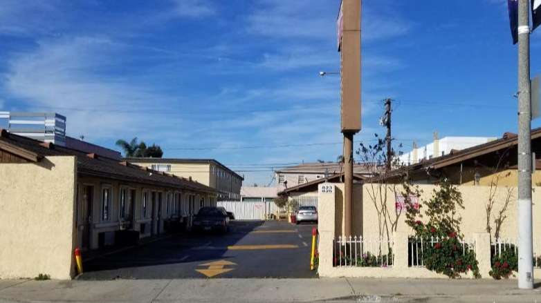 Hollypark Hotel LAX Airport Parking