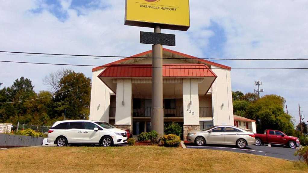 Somatel Nashville Hotel Airport Parking