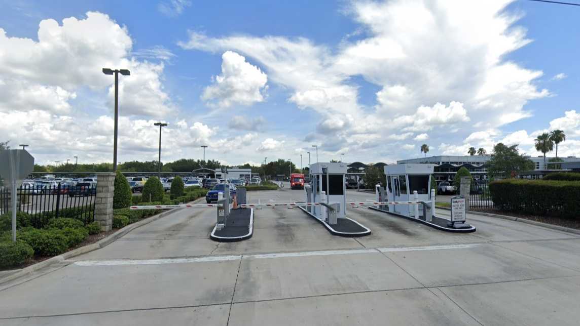 WallyPark  Orlando International MCO Airport Parking