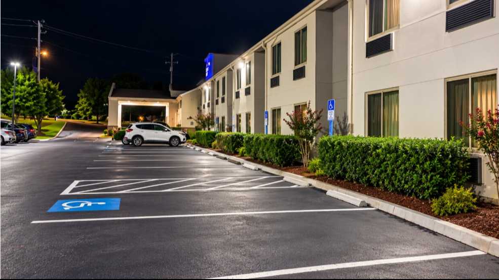 Sleep Inn BNA Airport Parking