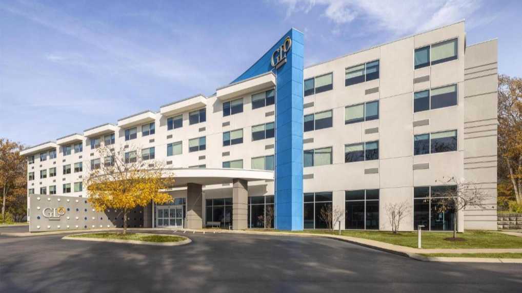  Glo BestWestern BNA Airport Parking