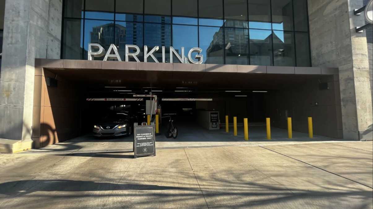 5TH AND BROADWAY OFFICE BNA Airport Parking
