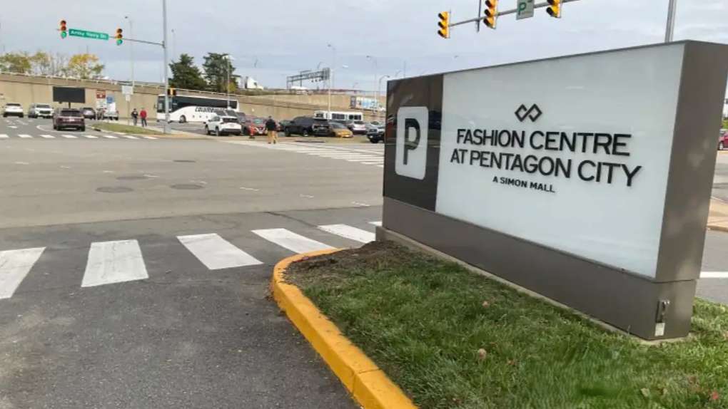 Fashion Centre Garage DCA Airport Parking