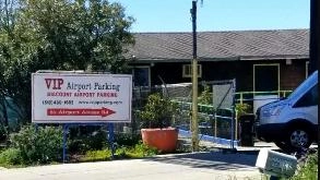 VIP OAK Airport Parking