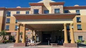 Country Inn & Suites by Radisson TPA Airport Parking